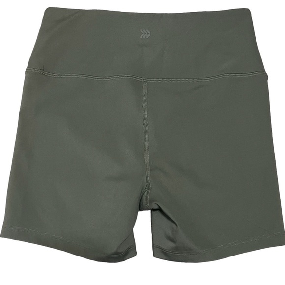 All in Motion Green Bike Gym Workout Weight Lifting Athletic Run Shorts Size Sm - Picture 3 of 4